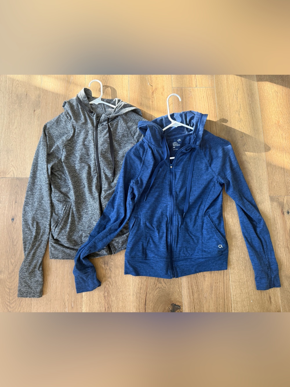GAP Fit Women's Tech Jersey Zip ups- Blue & Gray